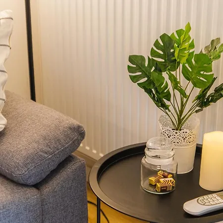 Flexible Selfcheckins 36 - - Garage - Loggia - New - Luxury Apartment Zagreb